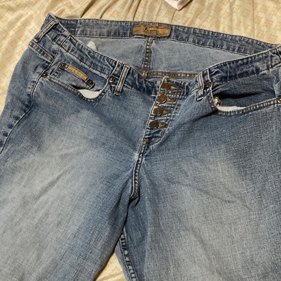 Flare jeans - Picture 1 of 3